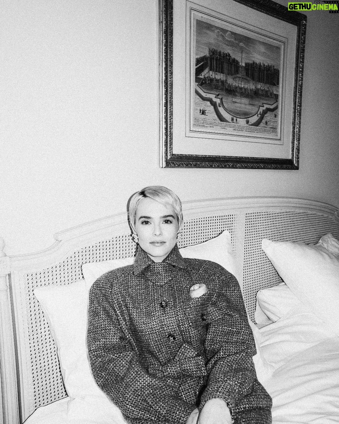 Zoey Deutch Instagram - photos by @odieuxboby for @voguefrance 🤍
