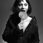 Zooey Deschanel Instagram – 🍭🍭🍭