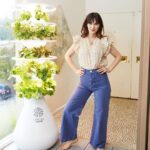 Zooey Deschanel Instagram - @zooeydeschanel, co-founder of Lettuce Grow, is here to drop our NEW fall seedlings. 🌱🛒⁠ ⁠ NOW ON THE MENU⁠:⁠ 🌱 Muir Summer Lettuce⁠ 🌱 Red Leaf Lettuce⁠ 🌱 Pomegranate Crunch Romaine⁠ 🌱 Amara Mustard Greens⁠ 🌱 Britton Shiso⁠ *NEW*⁠ 🌱 Broccoli⁠ 🌱 Purple Broccoli⁠ 🌱 Red Express Cabbage⁠ *NEW*⁠ 🌱 Orange Cauliflower⁠ 🌱 Dill⁠ 🌱 Fennel⁠ 🌱 Dazzling Blue Kale⁠ 🌱 Komatsuna⁠ 🌱 Dappled Butter Lettuce⁠ 🌱 Purple Snow Pea⁠ 🌱 Bel Fiore Radicchio⁠ 🌱 Sage⁠ 🌱 Giant Spinach⁠ 🌱 Hot Cakes Stock⁠ 🌱 Viola Mix⁠ ⁠ #LettuceGrow⁠ ⁠ ⁠ ⁠ ⁠ ⁠ ⁠ ⁠ ⁠ ⁠ #healthyeating #veggielover #farmstand #hydroponicgardening #hydroponicfarming #gardenharvest #hydroponicfarmer #growyourownfood #hydroponicfarmstand #lettucegrowfarmstand #farmstandnook #fallseedlings