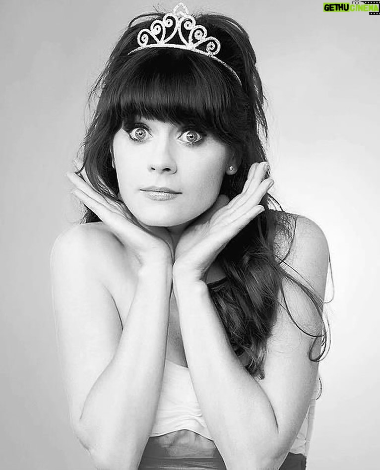 Zooey Deschanel Instagram - This triple Capricorn thanks you for all the birthday wishes 🩷🩷