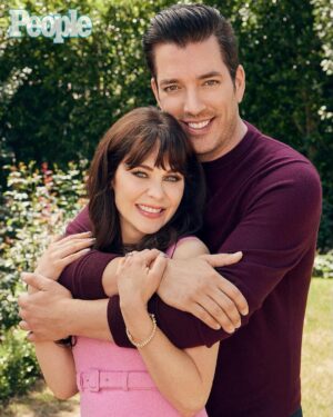 Zooey Deschanel Instagram - Frolicking is an art, and we’ve mastered it

@people
Photographer: @samidrasin 
Zooey Hair: @brentsmells 
Zooey Makeup: @lilly_keys 
Zooey Stylist: @ibabdelnasser 
Jonathan Stylist: @charlotteijenkins