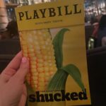 Zooey Deschanel Instagram - Thoroughly entertained! 🍎🥂🎭