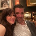 Zooey Deschanel Instagram - Thoroughly entertained! 🍎🥂🎭