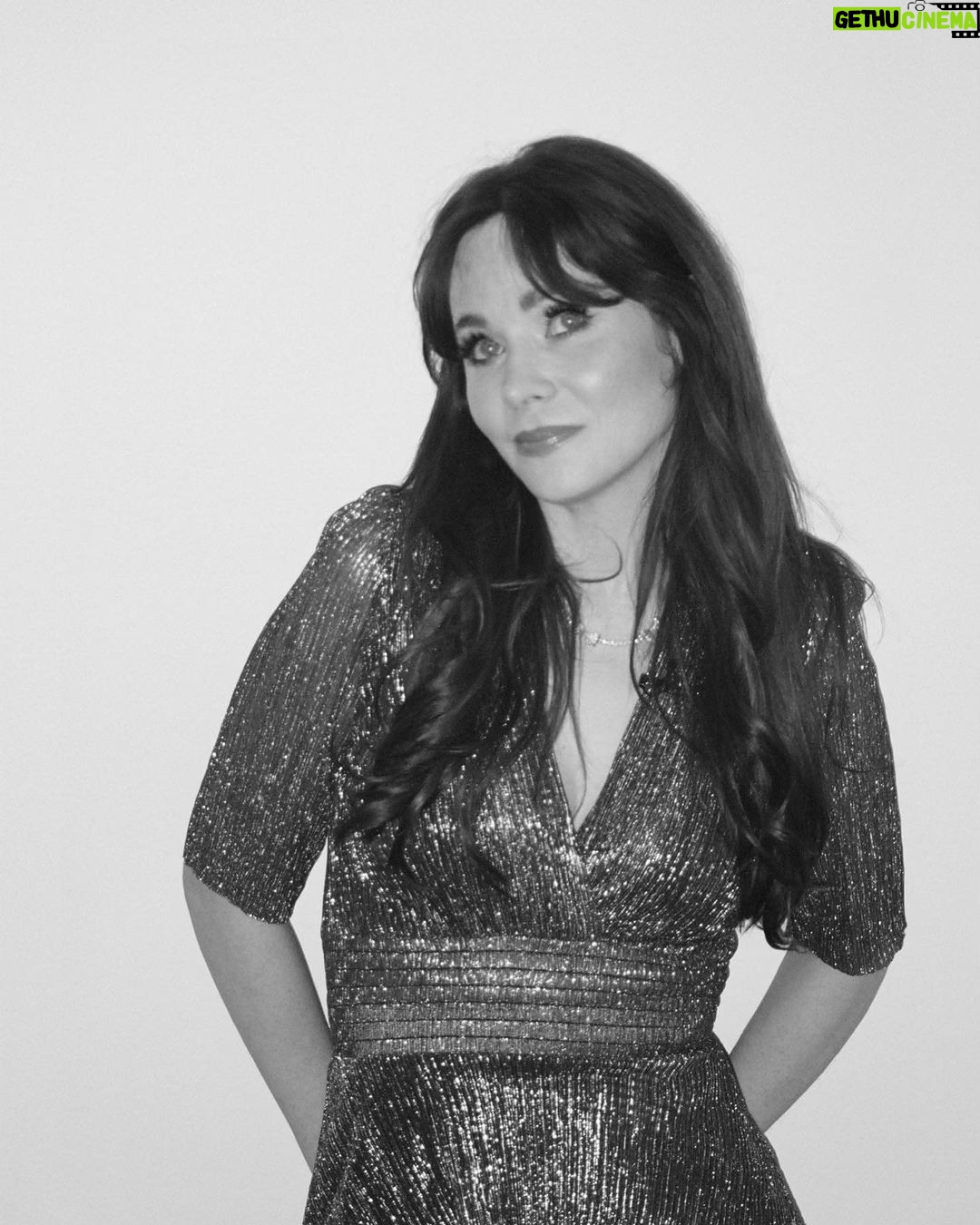 Zooey Deschanel Instagram - Slowly accepting summer fabrics