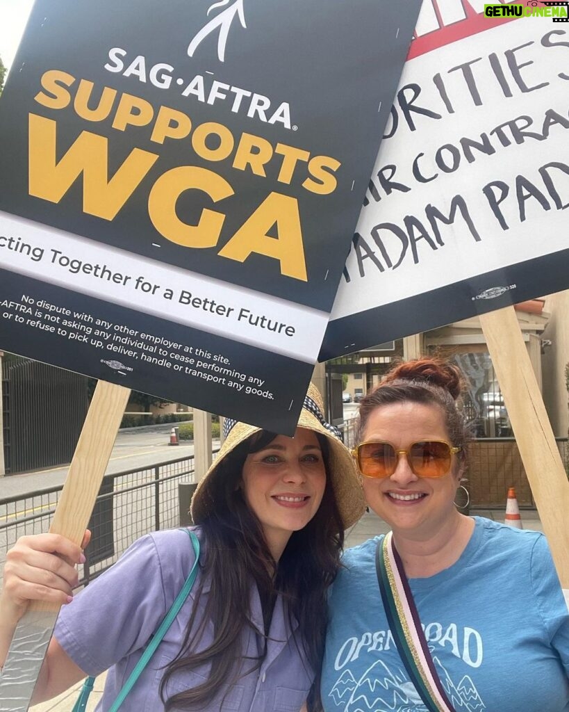 Zooey Deschanel Instagram - We ❤️ our writers! Showed up today to support our friends in the WGA (and also bring them pie bites). They are the yin to our yang and we are nothing without them! (Thanks to our pal @drlawyercop for showing us the ropes of picketing!)