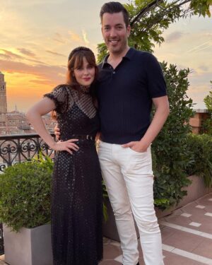 Zooey Deschanel Instagram - Today I celebrate this wonderful man. I am eternally grateful the universe sent you in my direction. You are my person, my partner, my favorite.
I love you Jonathan! 😍🥰😘❤️