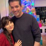 Zooey Deschanel Instagram – We did it…we Christmased 😻🎄