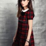 Zooey Deschanel Instagram - Waiting on the plaid heart emoji