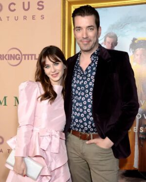 Zooey Deschanel Instagram - Today I celebrate this wonderful man. I am eternally grateful the universe sent you in my direction. You are my person, my partner, my favorite.
I love you Jonathan! 😍🥰😘❤️