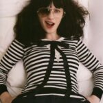 Zooey Deschanel Instagram - Wait, am I missing something?