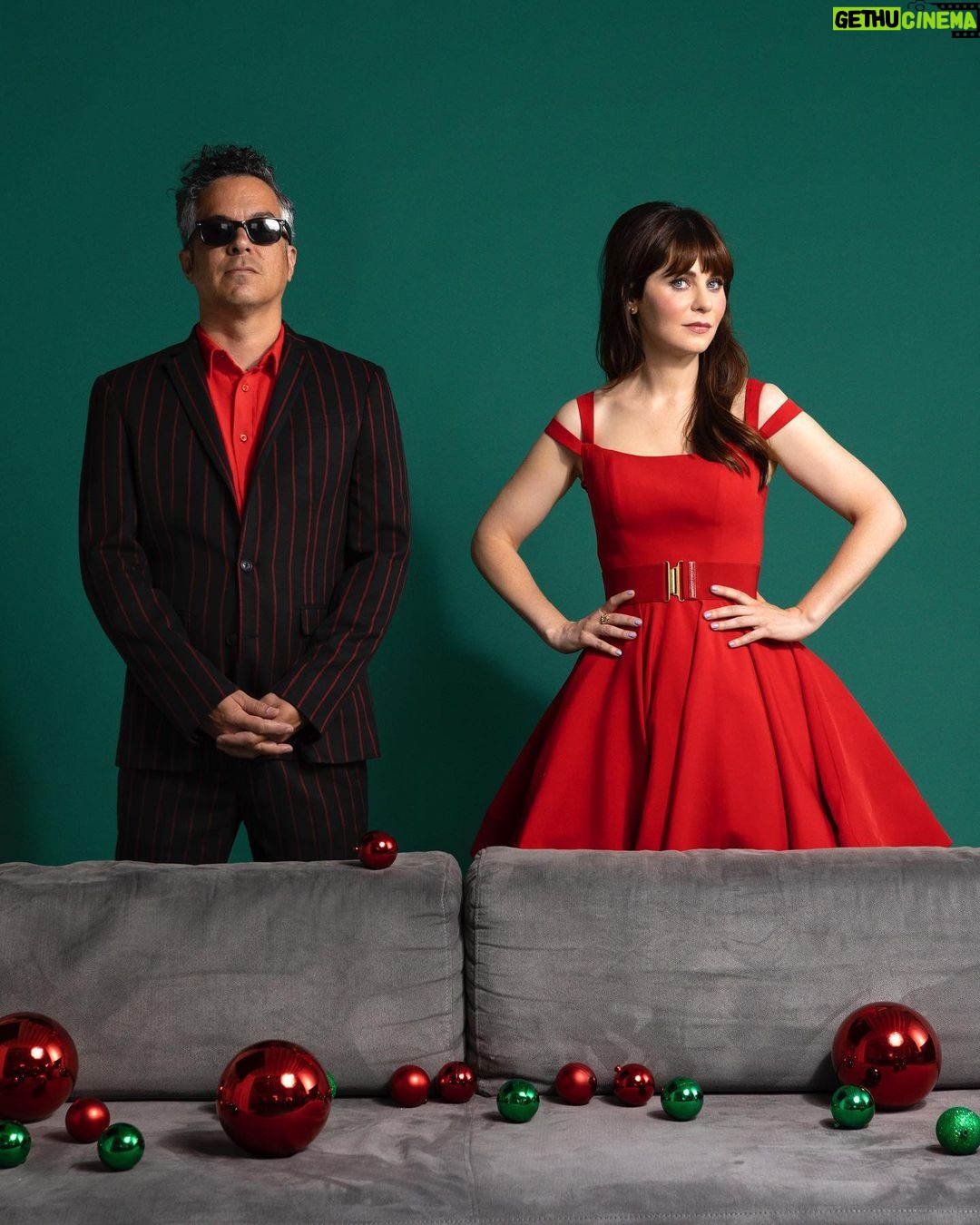 Zooey Deschanel Instagram - It’s that time of year again🎄✨