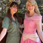 Zooey Deschanel Instagram – Had the most amazing magical weekend living all my princess dreams 💕✨thanks for the tips ladies, now I just need the right outfit…
@Disneyland @Disneyparks