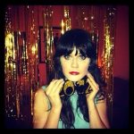 Zooey Deschanel Instagram - 2024 is the year @hipstamatic makes a come back…sorry I don’t make the rules