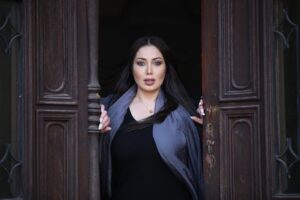 Zuhur Alaa Instagram - تهرع دائمآ لمن يهبك الأمان ويشعرك بالتقدير ، قبل الذي يحبك فقط

#طوارئ 

على قناة دجلة الفضائيه 
@dijlahtv 
منتج منفذ 
@yousif._alazawy