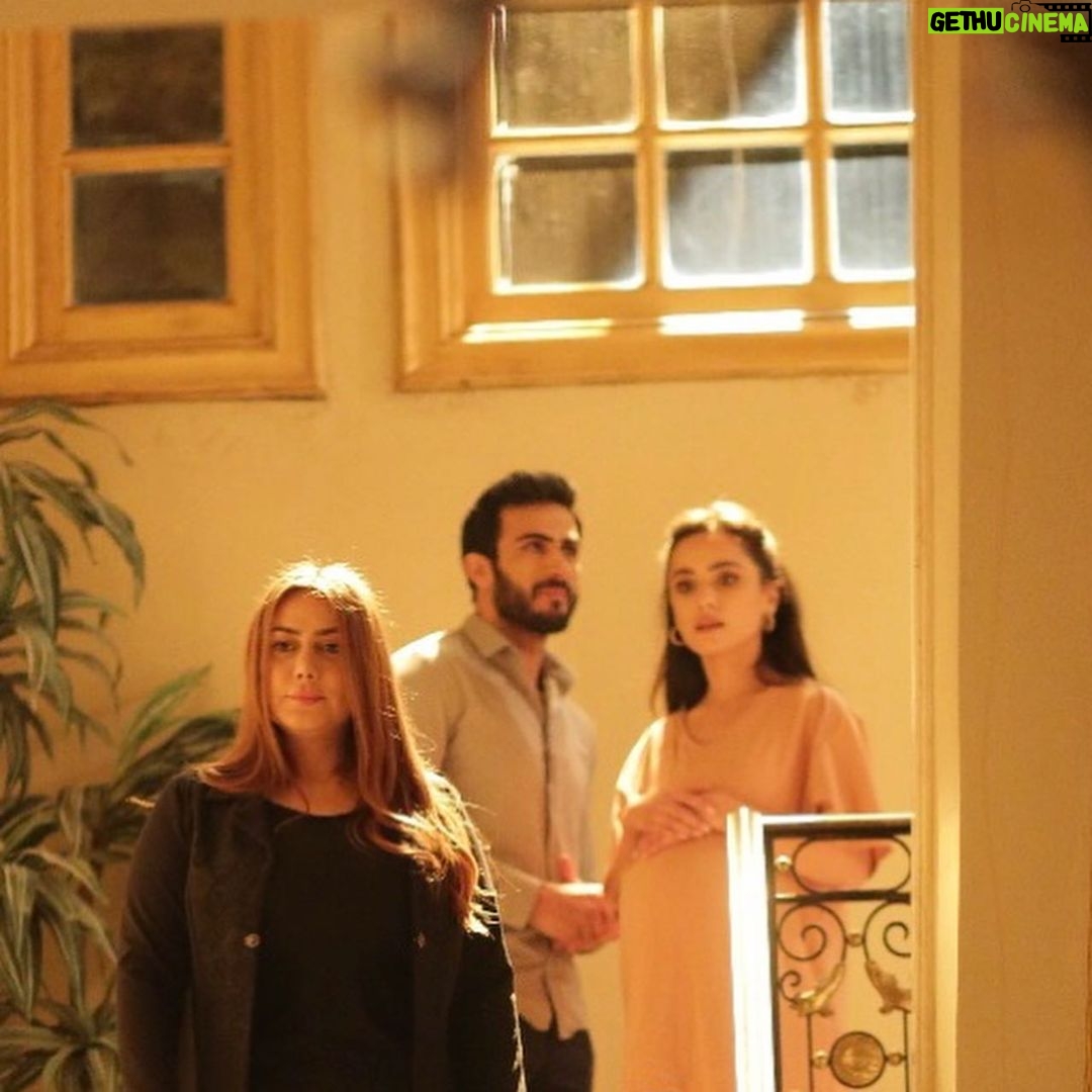 Zuhur Alaa Instagram - شكراً من القلب لكل من شاركنا في العمل #ام_بديله السهر والجهد المبذول كان نتاجه اعجاب الجمهور وفي نهاية احداث مسلسل #ام_بديله لم نكن نتمنى تنتهي شكرا بحجم حبي لكم من فريق الاخراج وقائميين على الانتاج وفنيين وفنانين ابدعتم ولم يضيع تعبكم ♥️♥️♥️♥️♥️