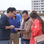 Zuhur Alaa Instagram - شكرا من القلب .. لكادر عمل غايب في بلاد العجايب فنيين وفنانين والقائمين عليه كان هدفنا إسعاد الجمهور رغم كل الظروف التي صادفتنا ومصاعب التصوير في اكثر من محافظة عراقيه ويارب نلتقي على هاي المحبة كل عام وأنتم بخير كل عام وانتم الناجحين كل عام وأنتم مجموعين على المحبة والخير والنجاح ويارب تنزال هاي الغمة عن العالم🙏#غايب_في_بلاد_العجايب @malakabdalifilm مساعد مخرج @osama_alsharqi اخراج