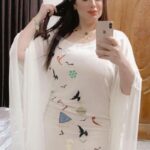 Zuhur Alaa Instagram - انتظرونا قريبا مع الراقيه منال المعتصم @manalalmutasimtv كل الشكر والتقدير الى ازياء خاتون بغداد @khatunbaghdad