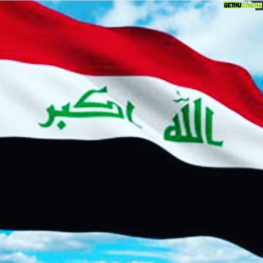 Zuhur Alaa Instagram - الحق لا يحتاج لقوة كي تحميه، بل الباطل وحده هو من يحتاجها . #خلي -علمك-عالي