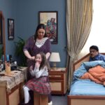 Zuhur Alaa Instagram - شكرا من القلب .. لكادر عمل غايب في بلاد العجايب فنيين وفنانين والقائمين عليه كان هدفنا إسعاد الجمهور رغم كل الظروف التي صادفتنا ومصاعب التصوير في اكثر من محافظة عراقيه ويارب نلتقي على هاي المحبة كل عام وأنتم بخير كل عام وانتم الناجحين كل عام وأنتم مجموعين على المحبة والخير والنجاح ويارب تنزال هاي الغمة عن العالم🙏#غايب_في_بلاد_العجايب @malakabdalifilm مساعد مخرج @osama_alsharqi اخراج