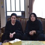 Zuhur Alaa Instagram - اليوم نزلت الكم مجموعه من الصور مع الغاليين فاطمه الربيعي كاظم القريشي ومدير الانتاج الاستاذ مؤيد زيدان 🌷شنو رئيكم بحلقة اليوم (الرشوه) #غايب_في_بلاد_العجايب @shatha_abood_iq مكياج @you.sef_isam تصوير @malakabdalifilm مساعد مخرج @osama_alsharqi اخراج
