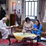 Zuhur Alaa Instagram - خيانة الأب 🤷‍♀️حلقة اليوم مع الكبير سامي قفطان والقديرة فاطمه الربيعي كاظم القريشي واستاذ مؤيد زيدان في #غايب_في_بلاد_العجايب اخراج @osama_alsharqi