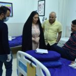 Zuhur Alaa Instagram - كواليس المسلسل مع الغاليين بيداء رشيد والصديقان كاظم القريشي وحسن هادي والقديره فاطمه الربيعي #غايب_في_بلاد_العجايب اخراج @osama_alsharqi مساعد مخرج @malakabdalifilm