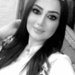 Zuhur Alaa Instagram - ‏وفي النهاية لن يبقى معك إلا من رأى الجمَال في روحِك,أمّا المُنبهرون بالمظاهر فيرحَلون تباعاً.#مكياج #بغداد #العراق #مصر