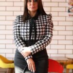 Zuhur Alaa Instagram - شكرا بحجم حبكم شكرا بحجم مثابرتكم شكرا بحجم نجاحنا النتيجة متوقعه لهكذا حجم جهد وعمل متواصل لكل فرد من افراد اسرة مسلسل (بنات صالح ) وكل القائمين وصناع العمل الف شكرا لكم @mbciraqtv @shahid.vod اخراج @eyadnahhas سيناريست @nadaimadkhalil أشراف عام @awsalsharqi الاشراف الفني @salamarab21 أداره الانتاج والعمل @awsstudiosofficial
