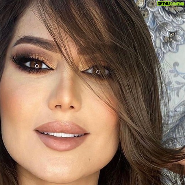 Zuhur Alaa Instagram - ما من احد يرتكب الكذب . إلا إذا تكلم ضد ضميره