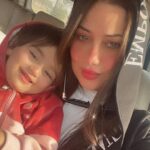 Zuhur Alaa Instagram – اني وازاني نكول الكم كل عام وانتم بالف خير سنه سعيده عليكم يااغلى الاصدقاء❤️❤️❤️❤️
