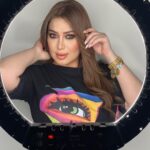 Zuhur Alaa Instagram - انا صديق جيد لكل من يحمل وجهآ واحدآ @razan_salon مكياج وشعر صالون رزان