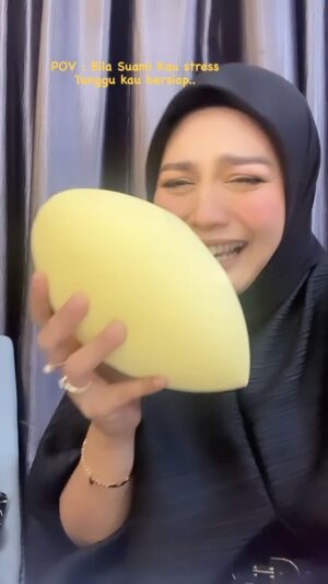 Zulin Aziz Instagram - Takde besar lagi ke hadiah tu???😤 

@farhannorzaini