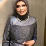 Zulin Aziz Instagram - Magical City Of Light The Vape 69 Annual Dinner 2023 Dress : @firziey_couture #Emcee 🎤 #zulinatwork