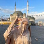 Zulin Aziz Instagram – Habibi habibi~

@bellaraz.co İstanbul Turkey