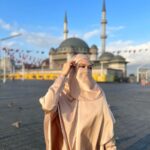 Zulin Aziz Instagram – Habibi habibi~

@bellaraz.co İstanbul Turkey