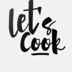 Zulin Aziz Instagram - Salam Jumaat Barakah ❤️ Harini masak lebih selalunya satu dua lauk je. Suami,adik2 ada kt rumah.Before pi solat tu makan dulu. Slalu dia makan kari mamak,harini buat masak gulai lah. Ada santan ori beli kat pasar tadi. Gulai ikan siakap Ayam goreng kunyit Sayur bendi Telur masin #puanzulinkedapur