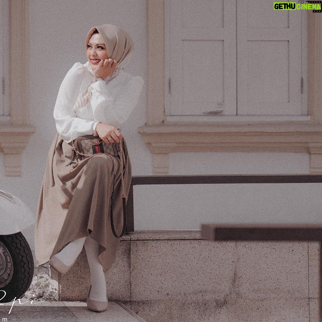 Zulin Aziz Instagram - The future belongs to those who believe in the beauty of their dreams❤️