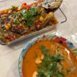 Zulin Aziz Instagram - Harini selera kedai Tomyam. Tomyam ayam & ikan siakap 3 rasa Tinggal nak goreng telur dadar. Siap! Masak lambat sikit harini sebab breakfast td kenyang lagi. Harini husband work from home. Kasik dia happy sikit kerja. Dari tadi menghadap laptop uruskan kerja dia. Korang Lunch apa tadi? #puanzulinkedapur