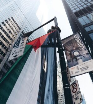 Zulin Aziz Instagram - Geram gila tengok kempen kejam jenama bangsat.

Boikot brand 👹. Jom!!!!
BEBASKAN PALESTINE!!! 🇵🇸

#freepalestine 
#standwithpalestine