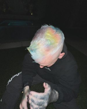 blackbear Instagram - sending healing energies ❤️‍🩹🫶🏼