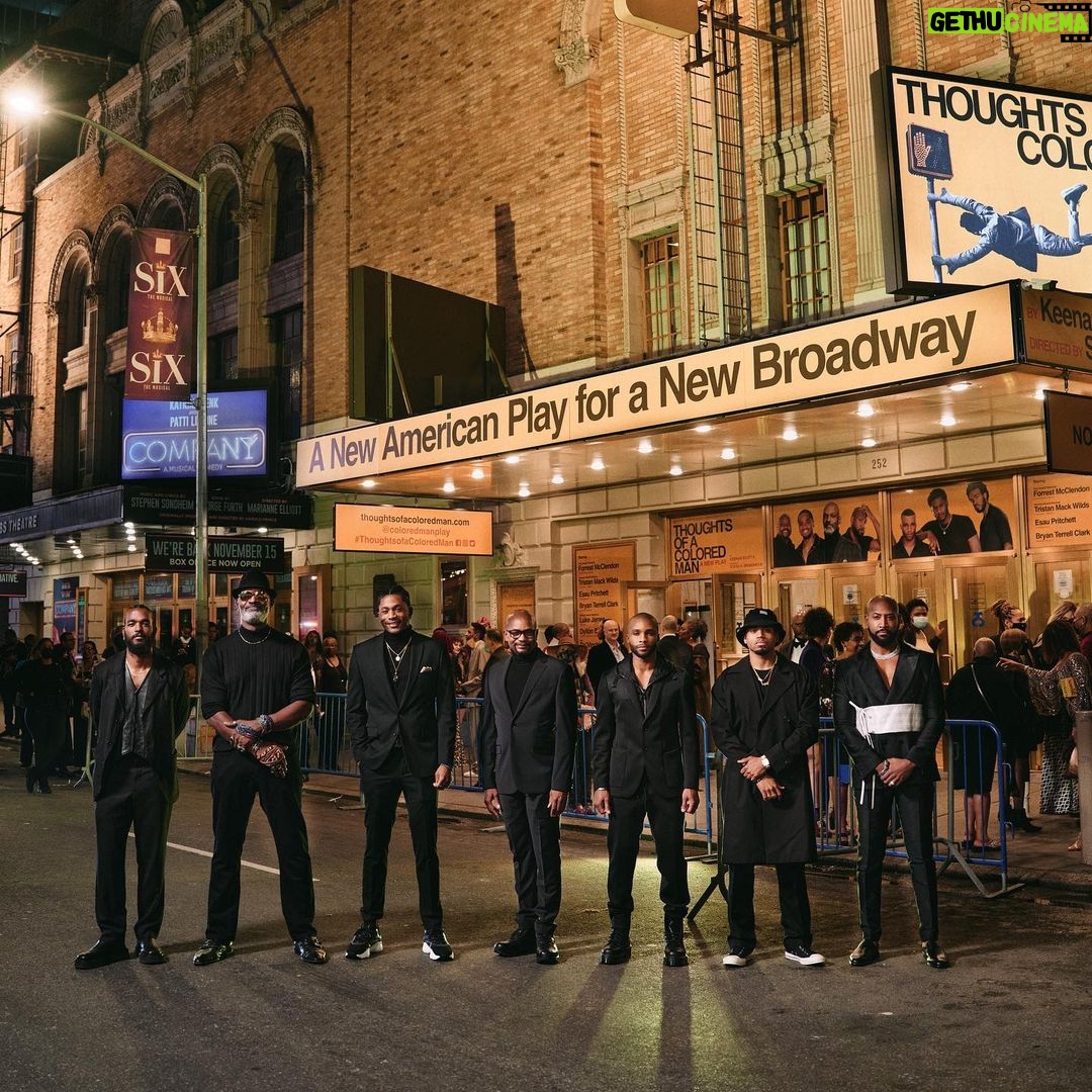 da'Vinchi Instagram - #broadway is a different #beast ! Going back to where TV & Film all began ainβt no joke! I have new level of #respect for the craft ! #grateful π¬πππΎ Manhattan, New York