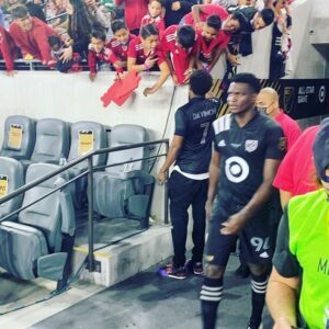 da'Vinchi Instagram - 💪🏾😝⚽️ 🥅 @mls #mls #allstar #mlsallstar