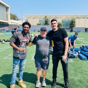 da'Vinchi Instagram - What’s next for Darnell ?? 🤫👀
#allamerican #ucla
