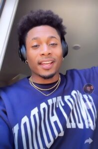 da'Vinchi Instagram - I think we should just make peace and STOP comparing our shows… ya agree? @michaelraineyjr @giannivpaolo … our gangstas are unique therefore it’s not fair to compare them to eachother… 🤷🏾‍♂️