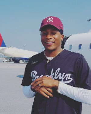 da'Vinchi Instagram - 🛩️🌎