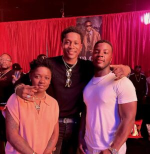 da'Vinchi Instagram - #family 🖤