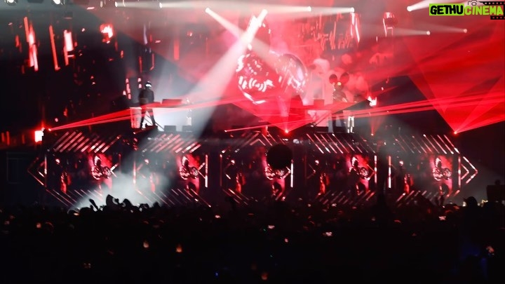 deadmau5 - 27.4K Likes - REZZMAU5 @ HIJINX lastnight. Where would u like to see us next?