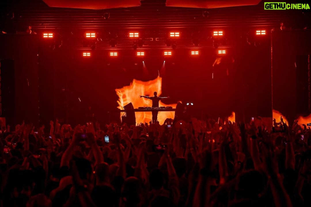 deadmau5 Instagram - thx DC! <3 photo creds @leahsems Echostage
