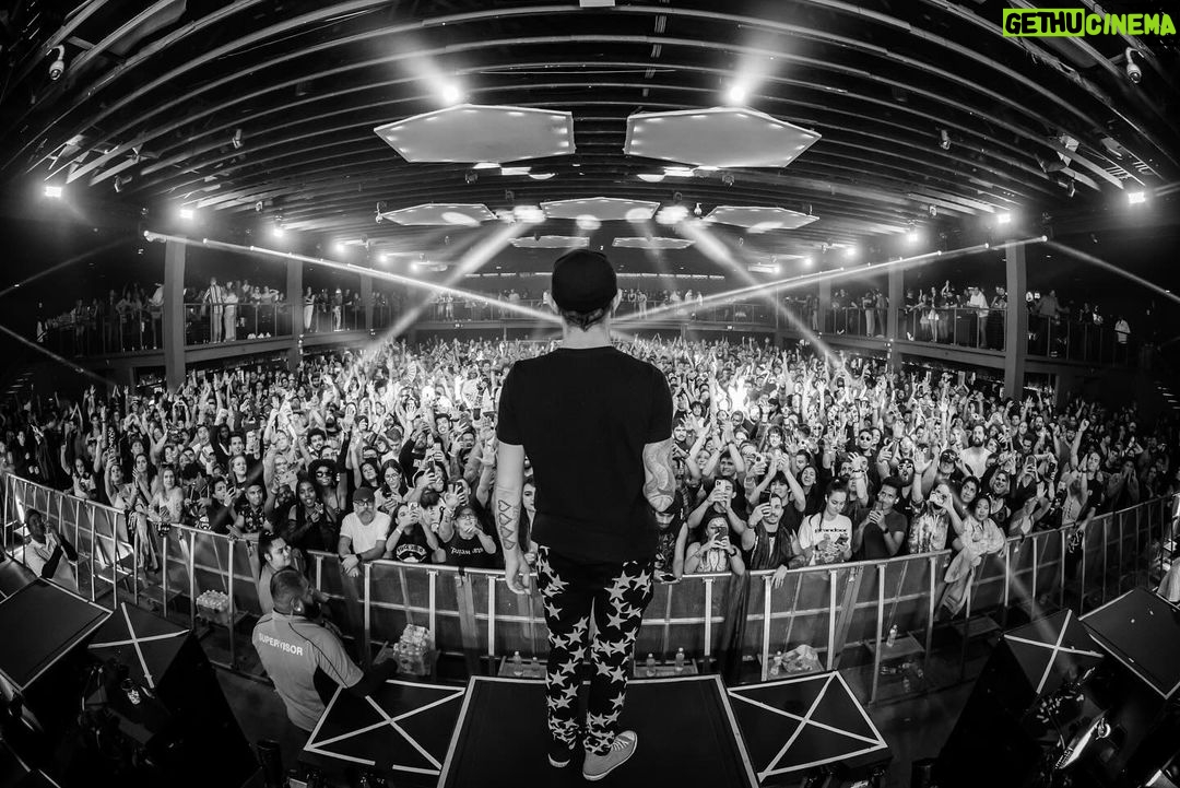 deadmau5 Instagram - thx DC! <3 photo creds @leahsems Echostage