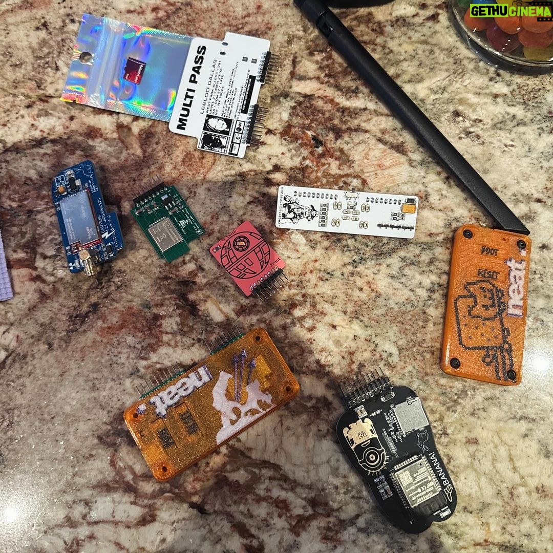 deadmau5 Instagram - What new hobby? @tehrabbitt @talking_sasquach